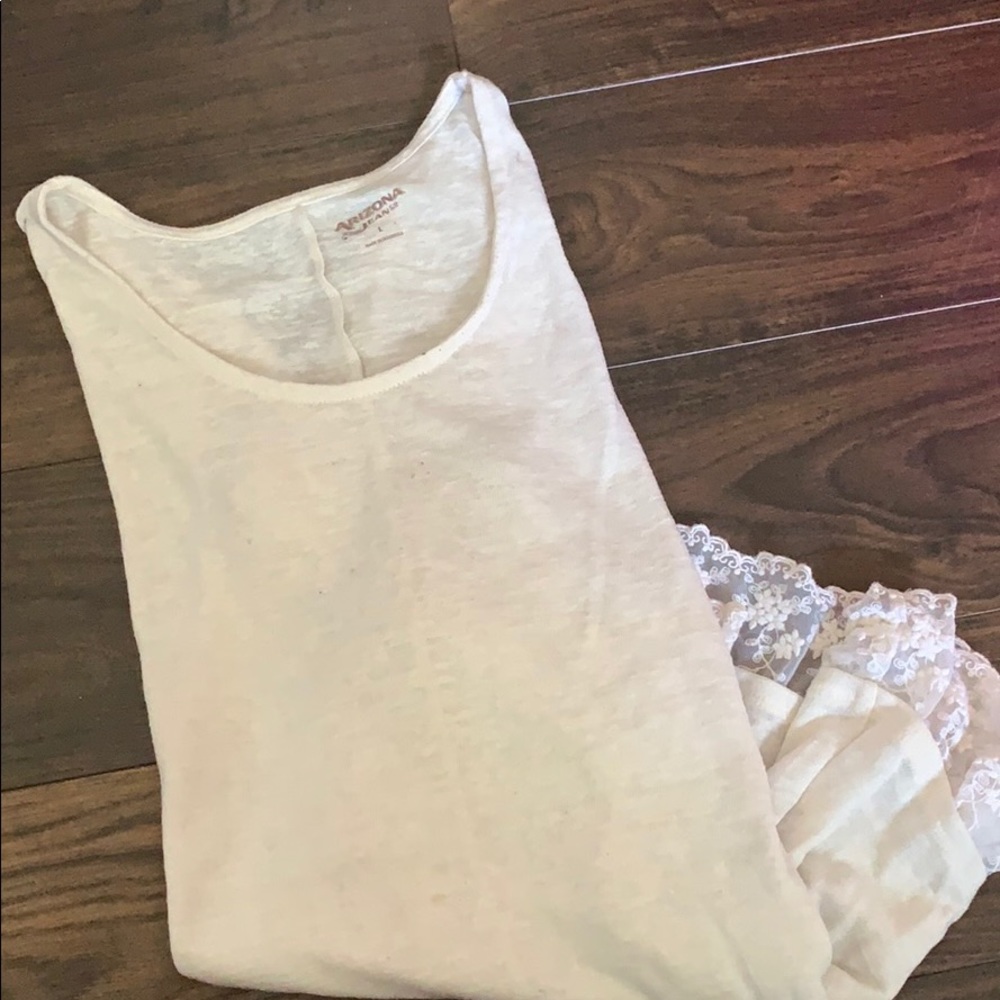 quarter sleeve shirt